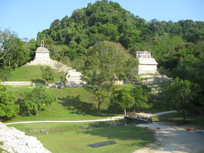 palenque240.jpg