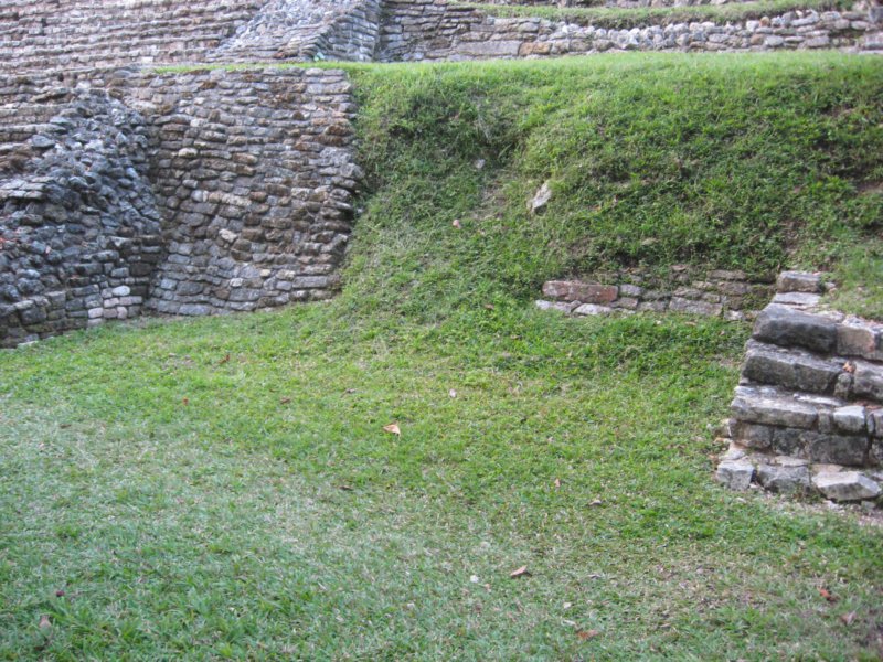 palenque380.jpg